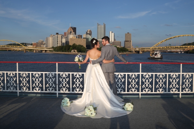 Pittsburgh Wedding Photography on the Gateway Clipper Princess
