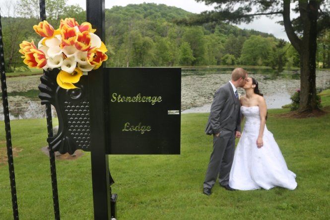 Pittsburgh Wedding Photographer at Stonehenge Lodge