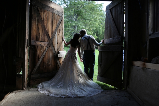 CrossRhoades Farm Wedding Photography